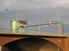 Des canaux et des ponts