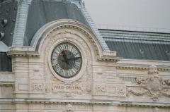 Tempus fugit